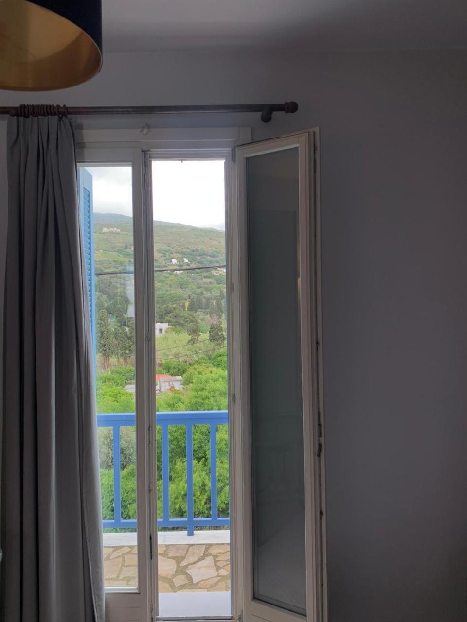 Andros Guesthouses Eksteriør bilde
