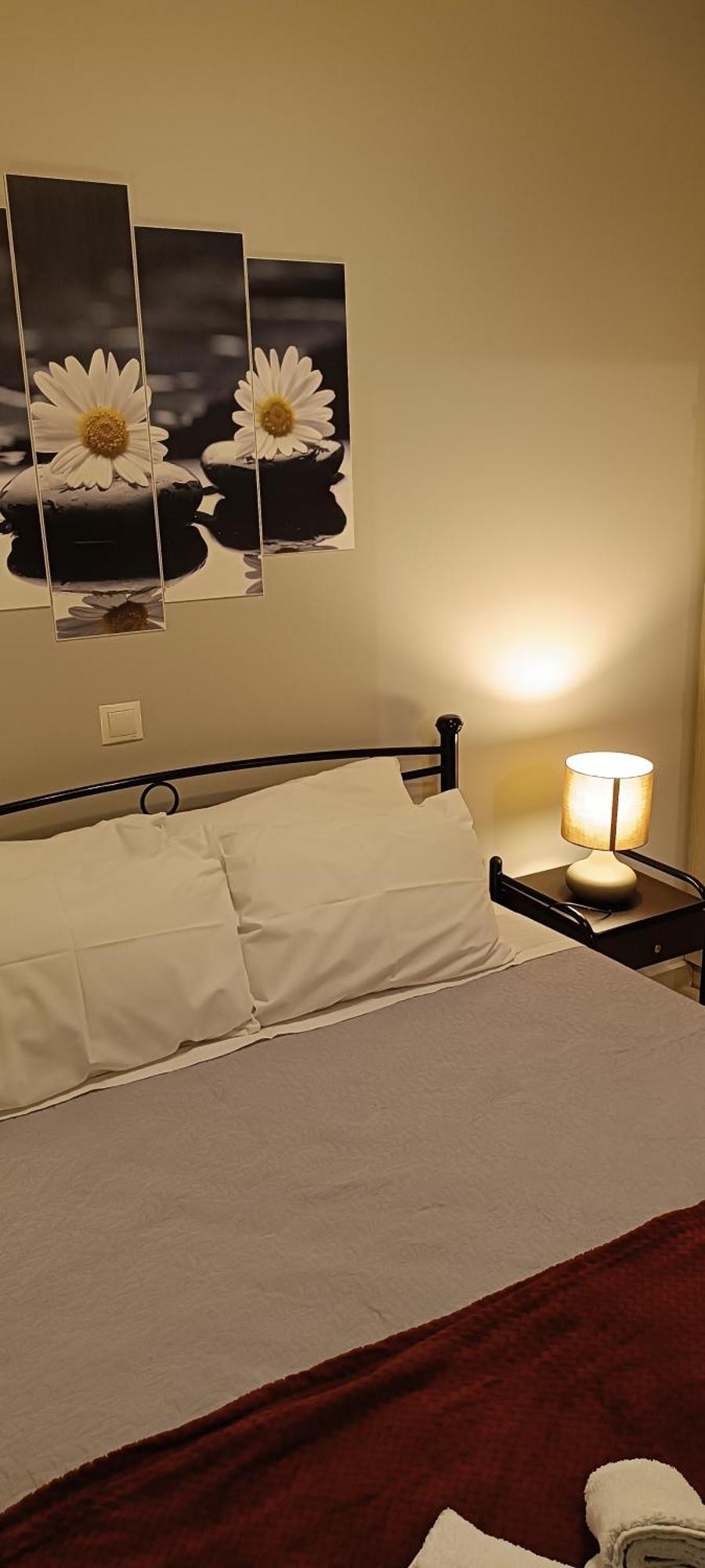 Andros Guesthouses Eksteriør bilde